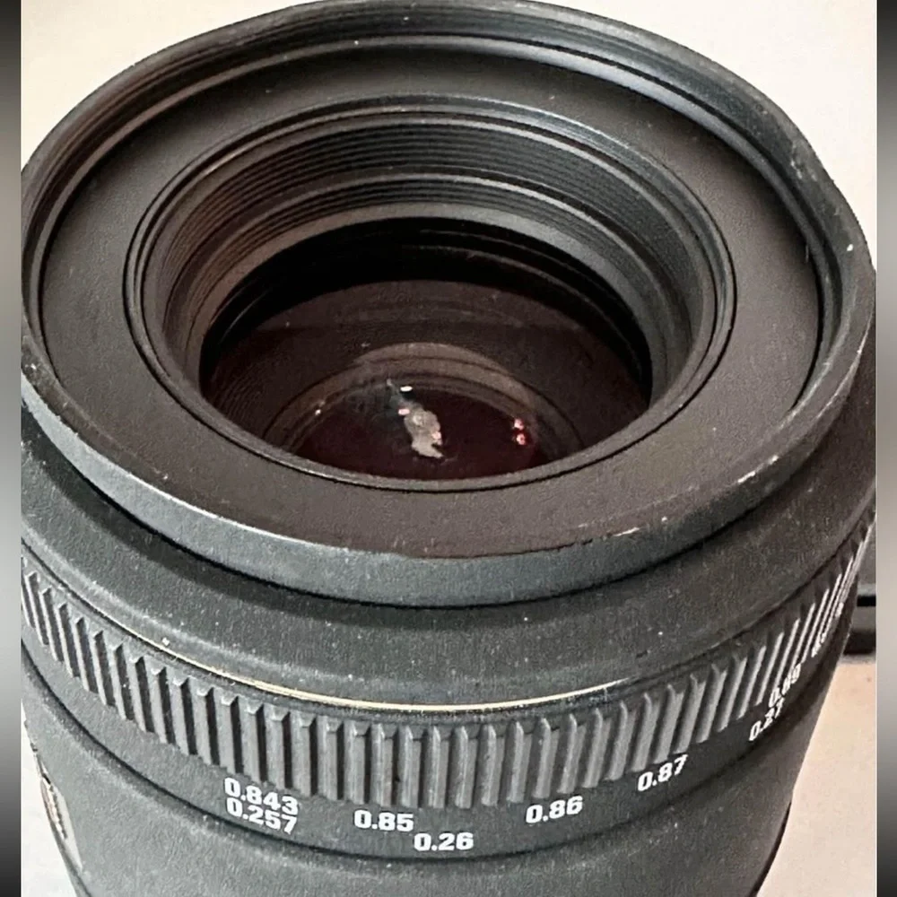 Sigma Macro 70mm f/2.8 EX DG Lens w/ original case and camera bag